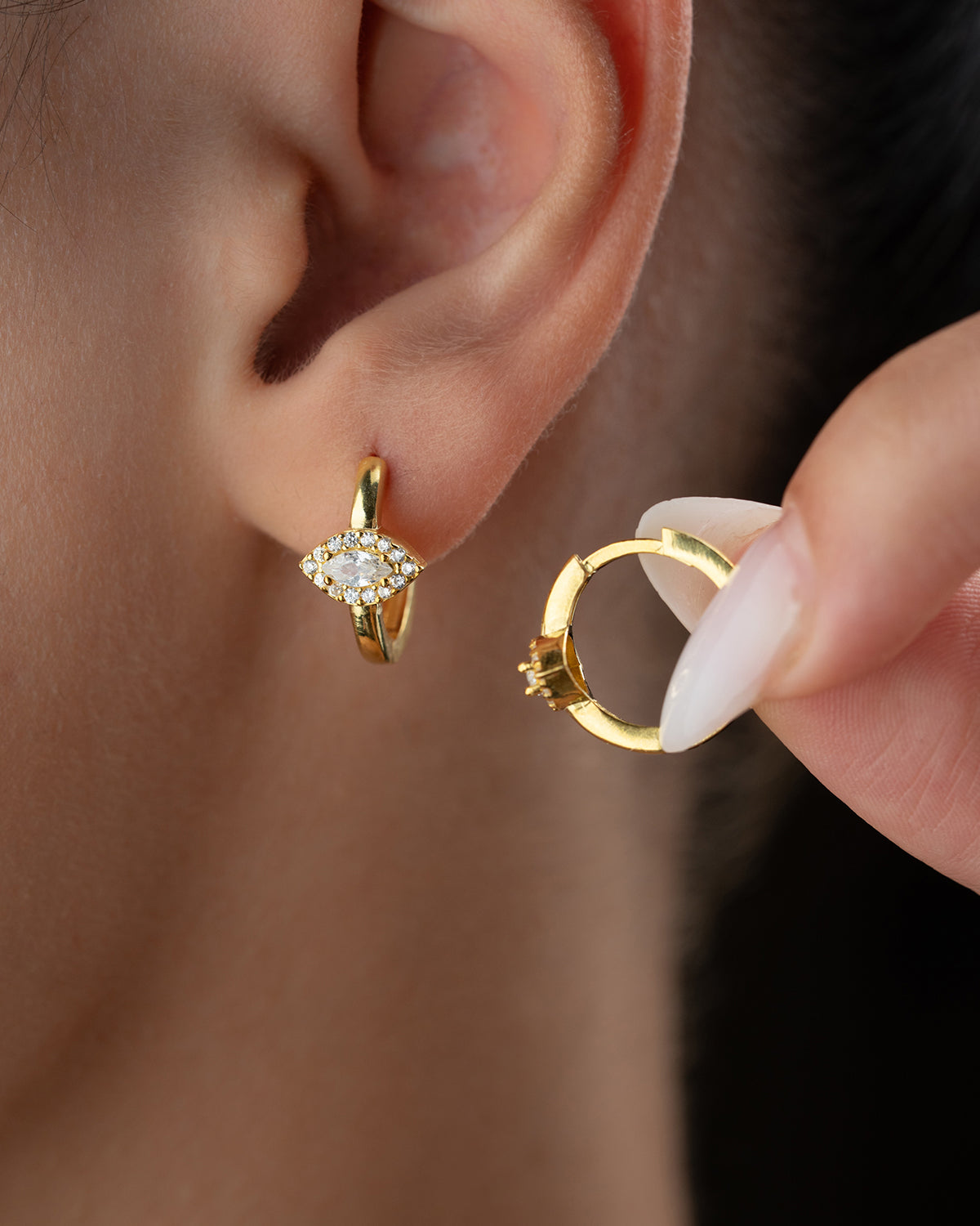 925 Sterling Silver Shuttle Stone Hoop Earring