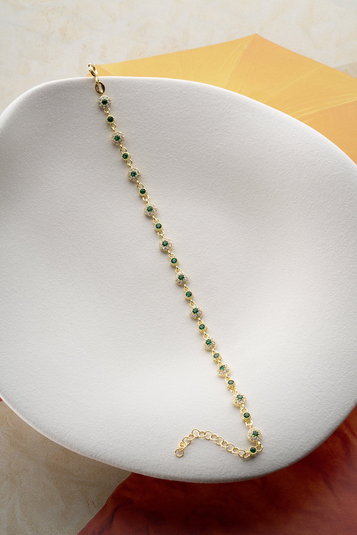 Bracelet plaqué or d'émeraude