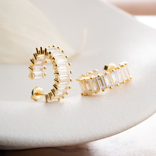 Baguette Taşlı Halka Küpe – 925 Ayar Gümüş – Altın Kaplama