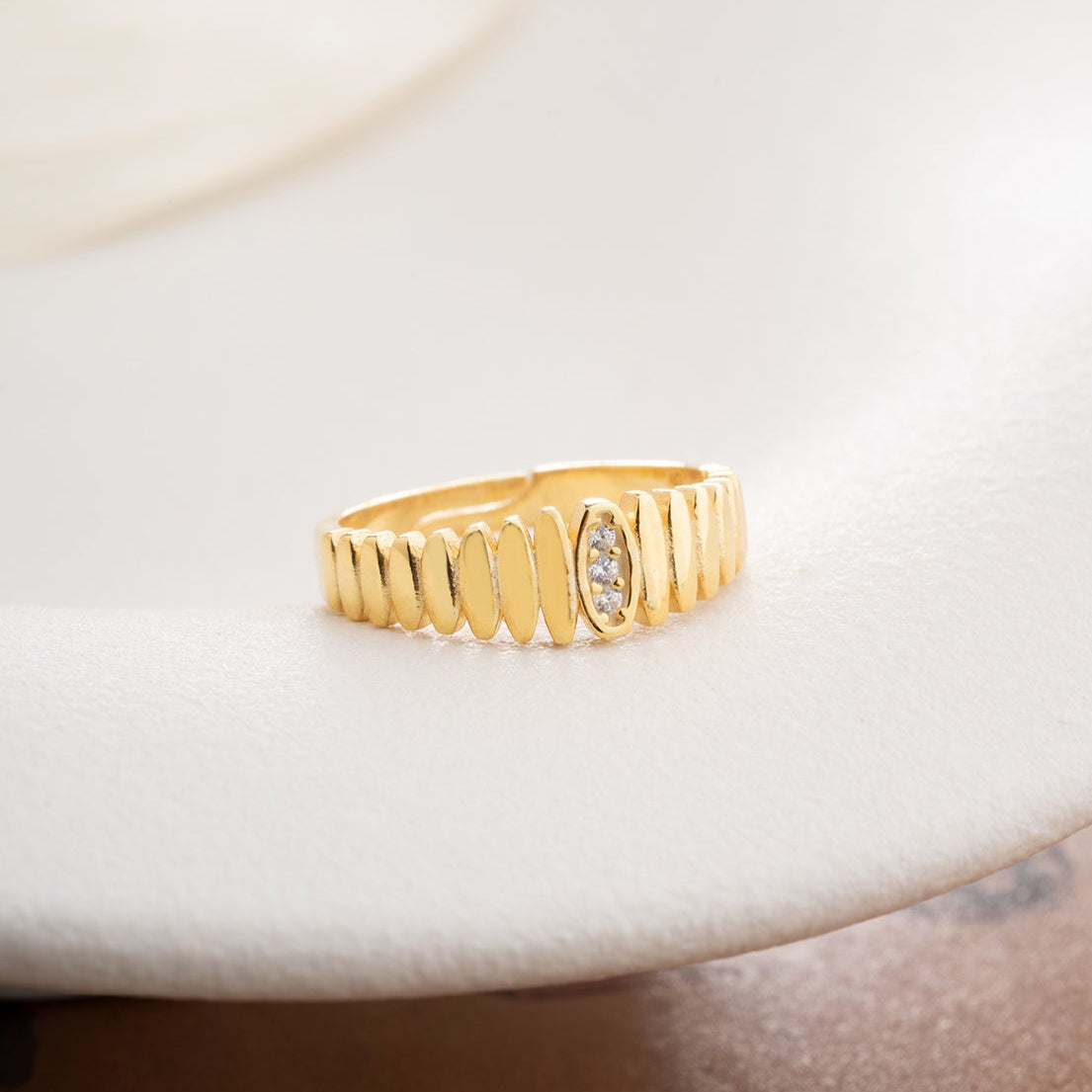 Elegant Stone Ring - 925 Sterling Silver