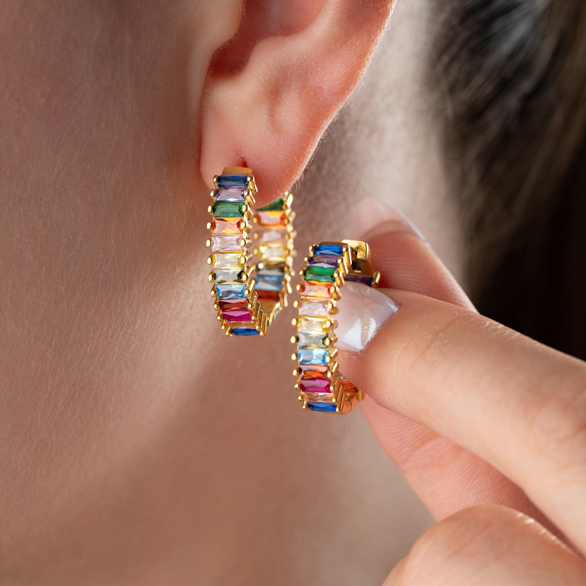 Aurora Küpe – 925 Ayar Gümüş – Renkli Taşlı Halka