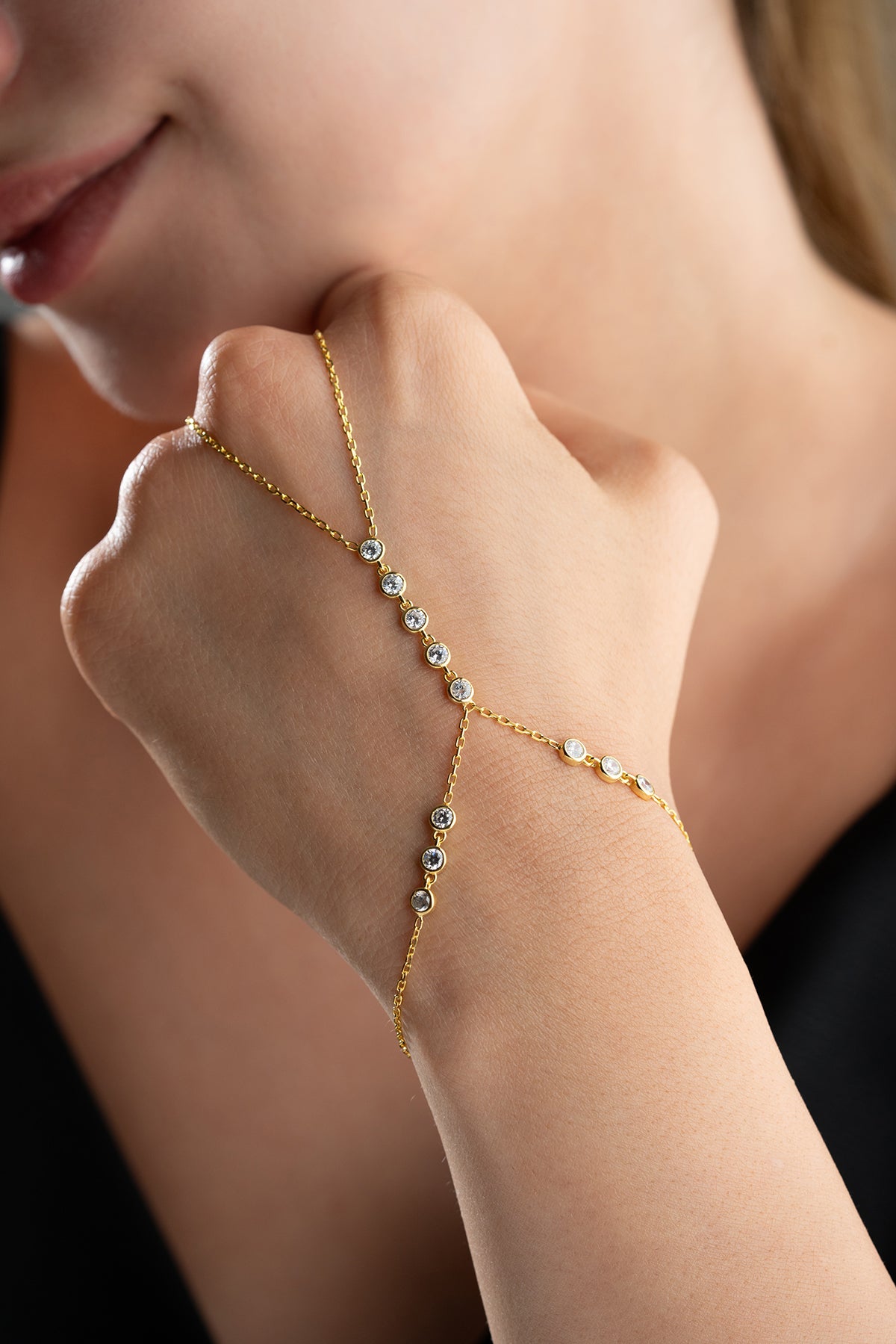 Handkette mit runden Steinen – Şahmeran Kollektion