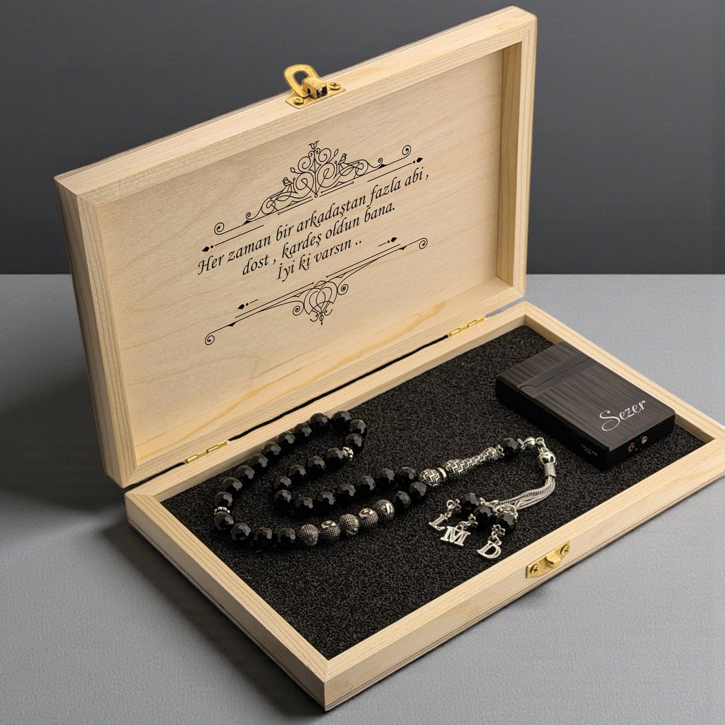 Kişiye Özel Tesbih & Çakmak Hediye Seti