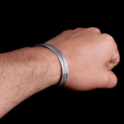 Klasik Motifli 925 Ayar Gümüş Erkek Bileklik